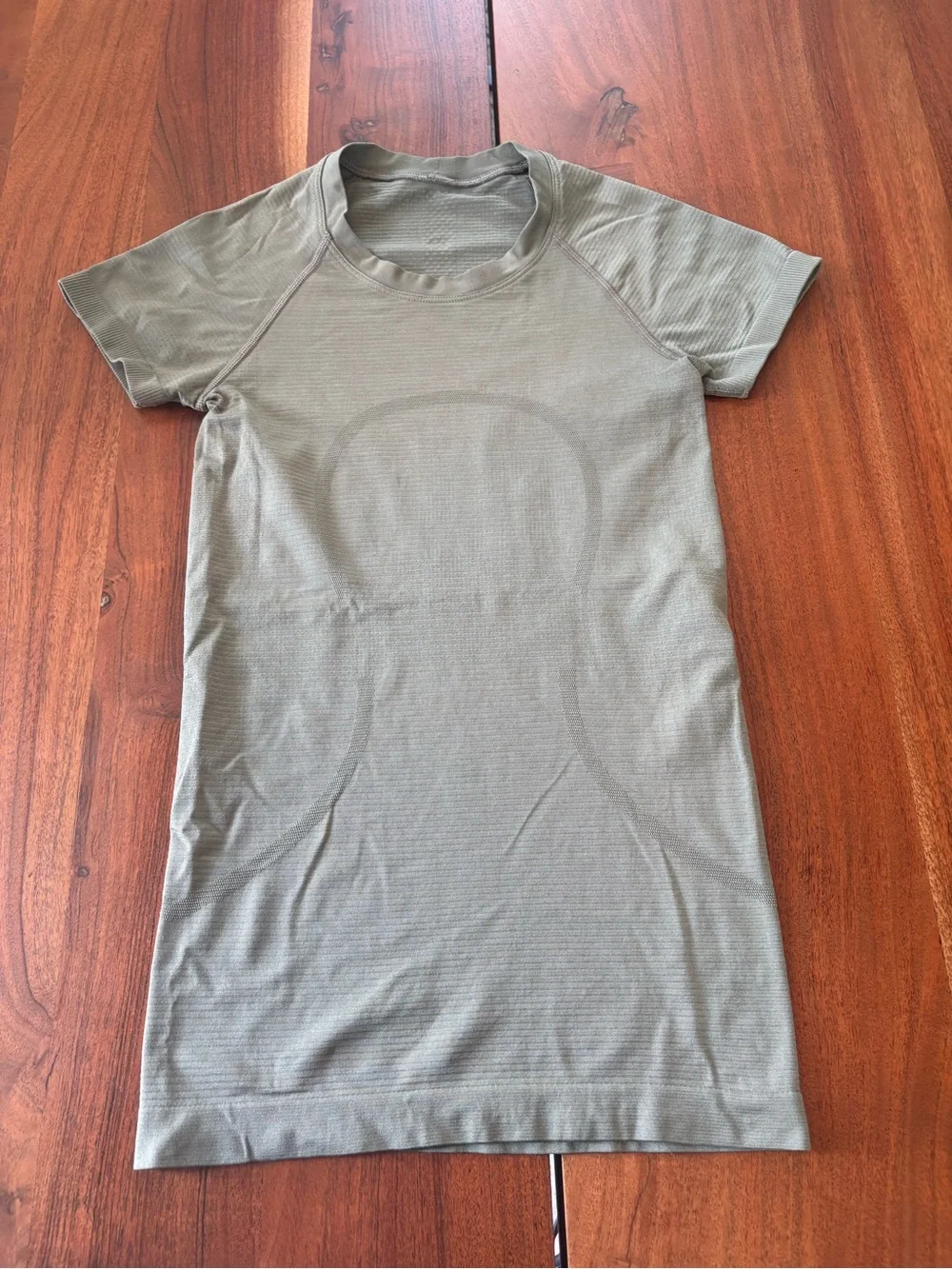 lululemon athletica Short Sleeve Top in Olive Green